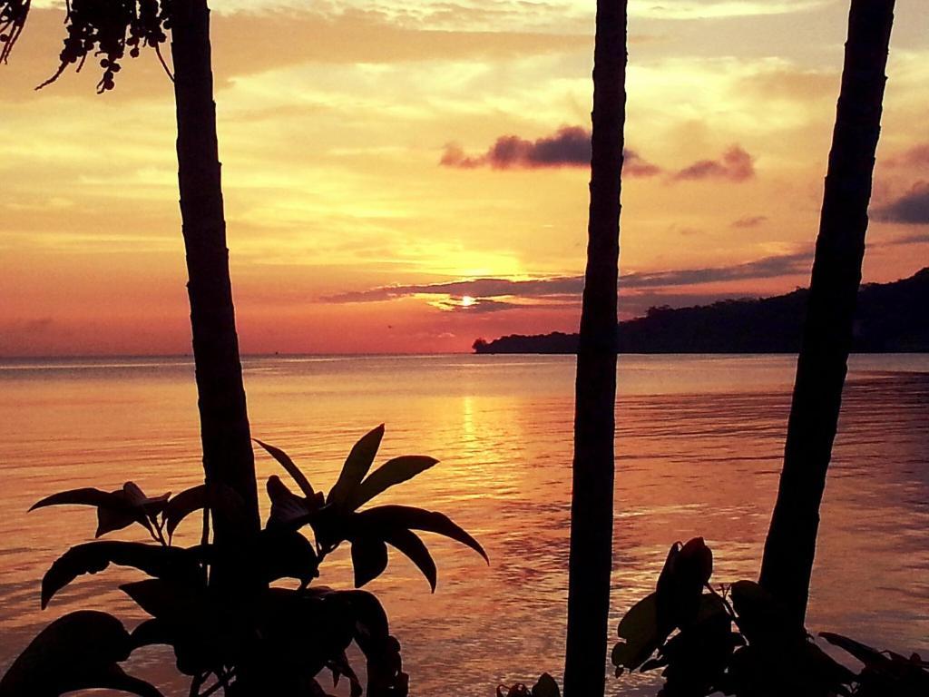 Moorings Hotel Port Vila Esterno foto
