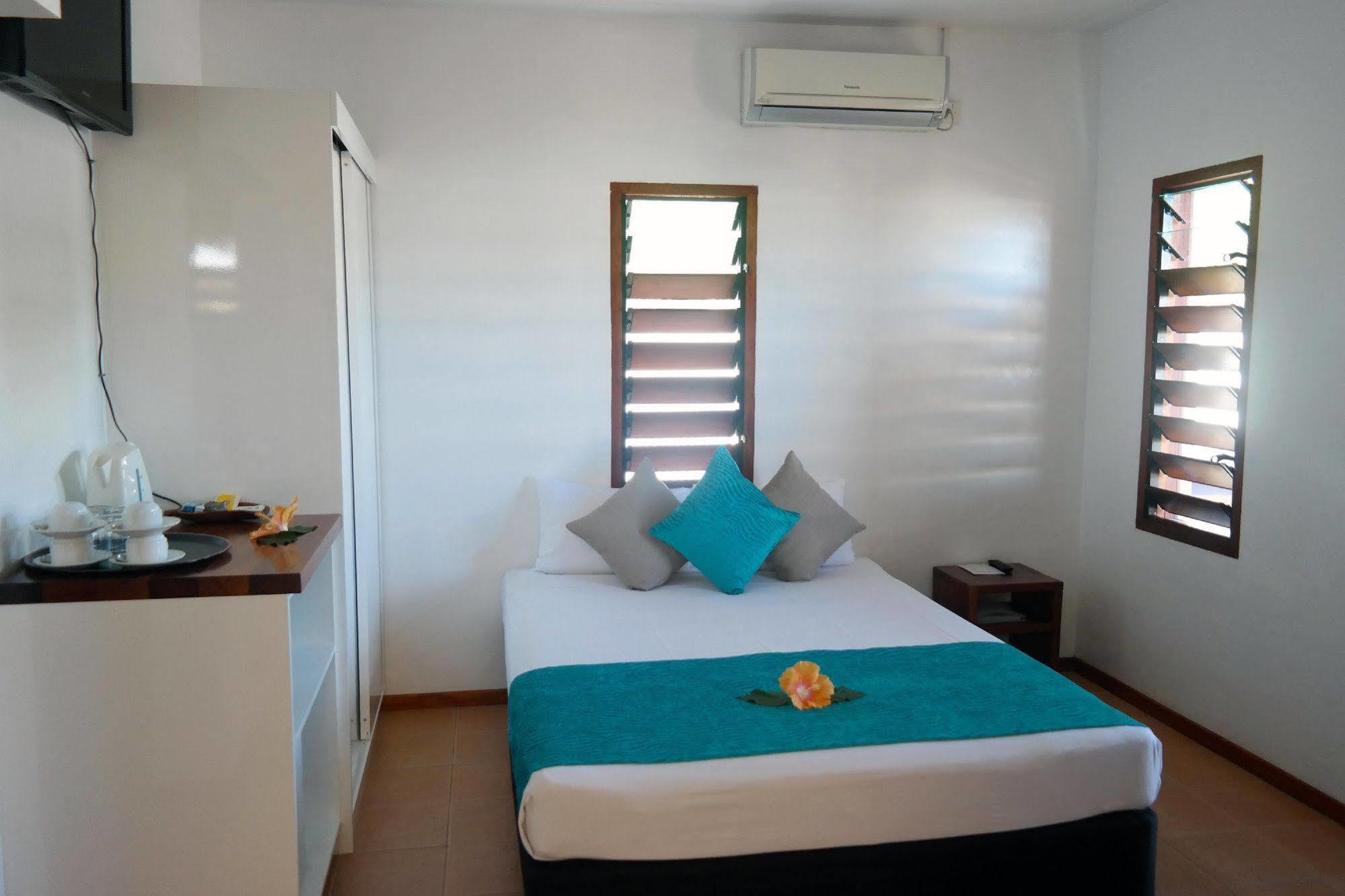 Moorings Hotel Port Vila Esterno foto